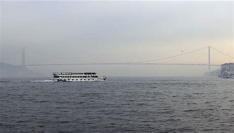 istanbul boğazı gemi trafiğine kapatıldı